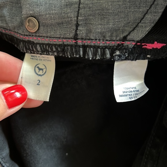 Victoria secrets PINK cutoff jean short size 2 - Picture 4 of 5